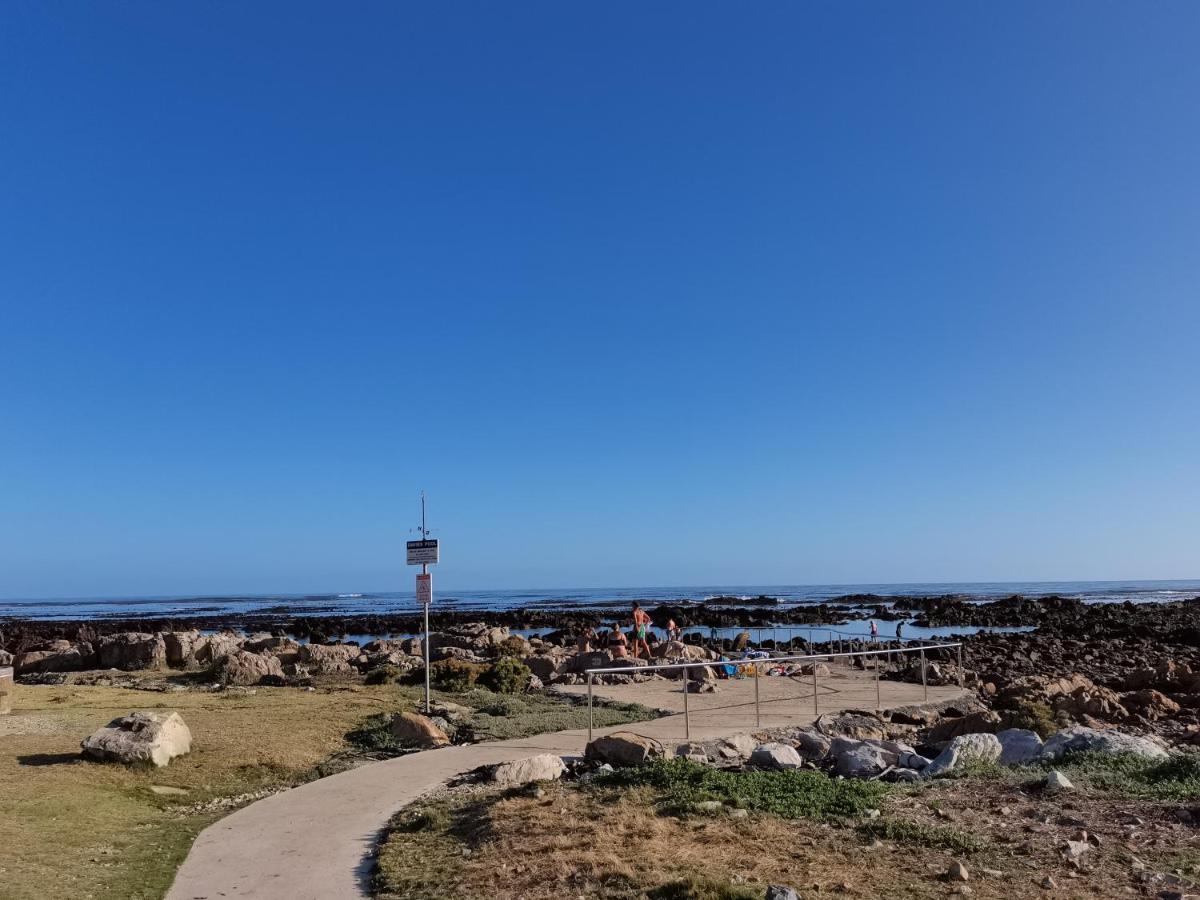 Vermont Lofts Hermanus Bagian luar foto